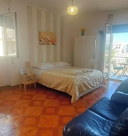 Casa Immacolata בית הארחה פולינאנו א מארה